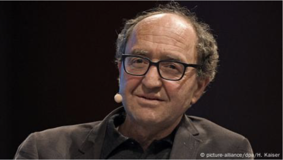 国际刑警组织发出红色通报,致使土裔德籍作家阿克汗里(Dogan Akhanli)在西班牙被捕